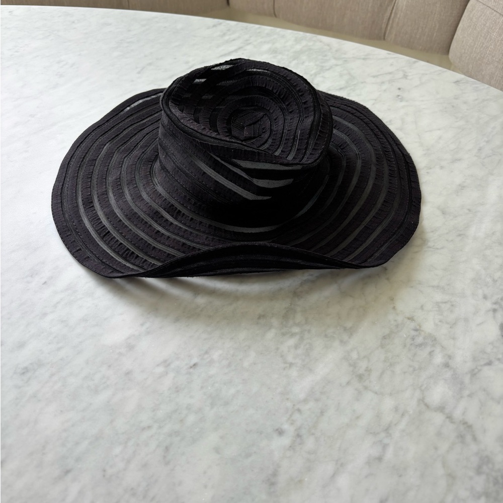 La Vie En Rose Aqua Striped Hat